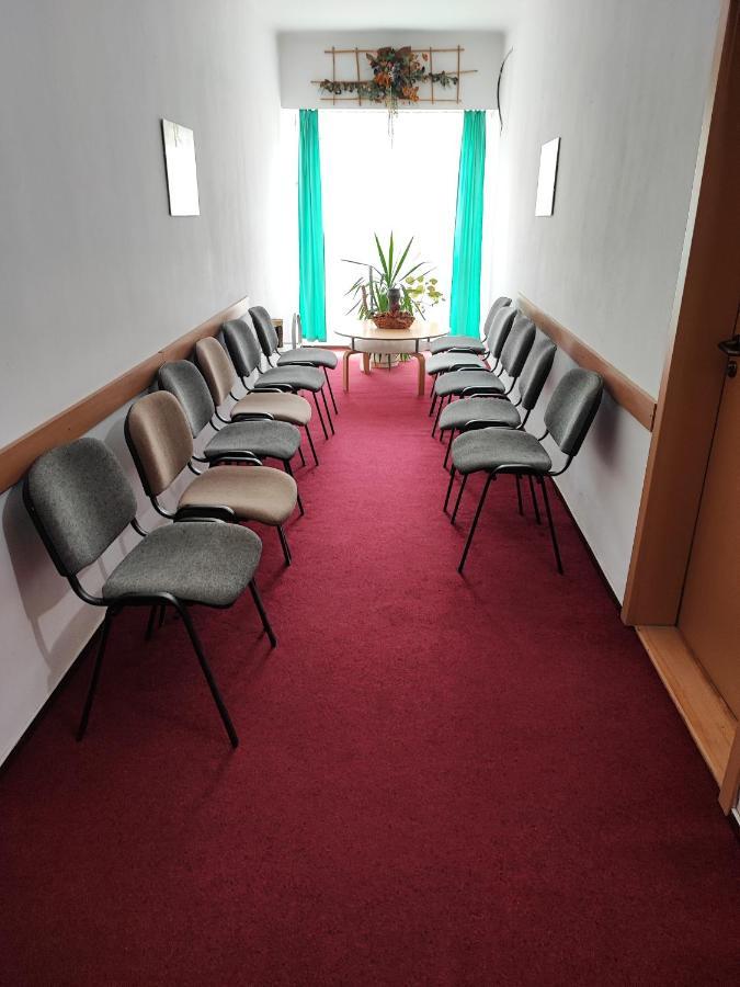 Hotel Beke Sziget Komlo Экстерьер фото